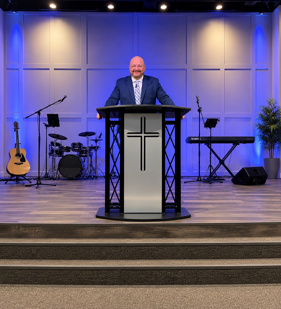 Church Pulpits & Lecterns example